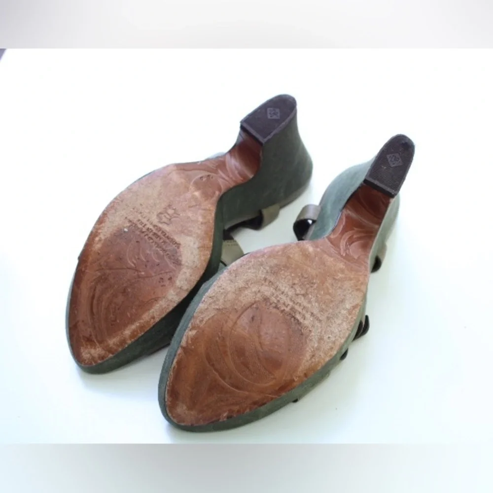 Donald J. Pliner platform sandals